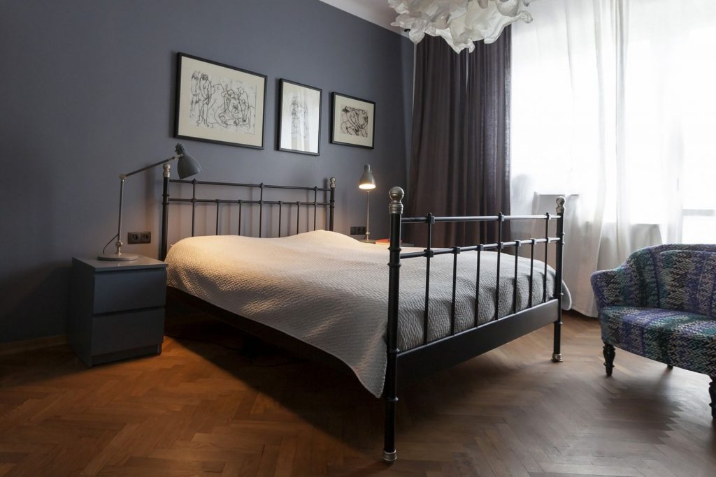 Metal Bed